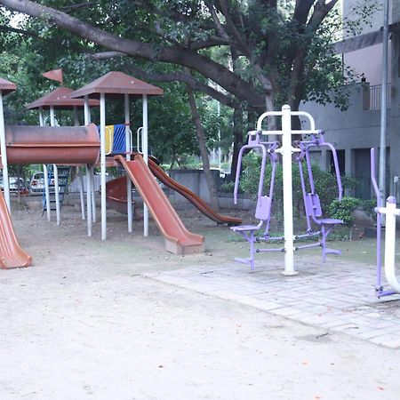 Divine India Service Apartment 3Bhk,B57 Sarita Vihar,Apollo Yeni Delhi Dış mekan fotoğraf