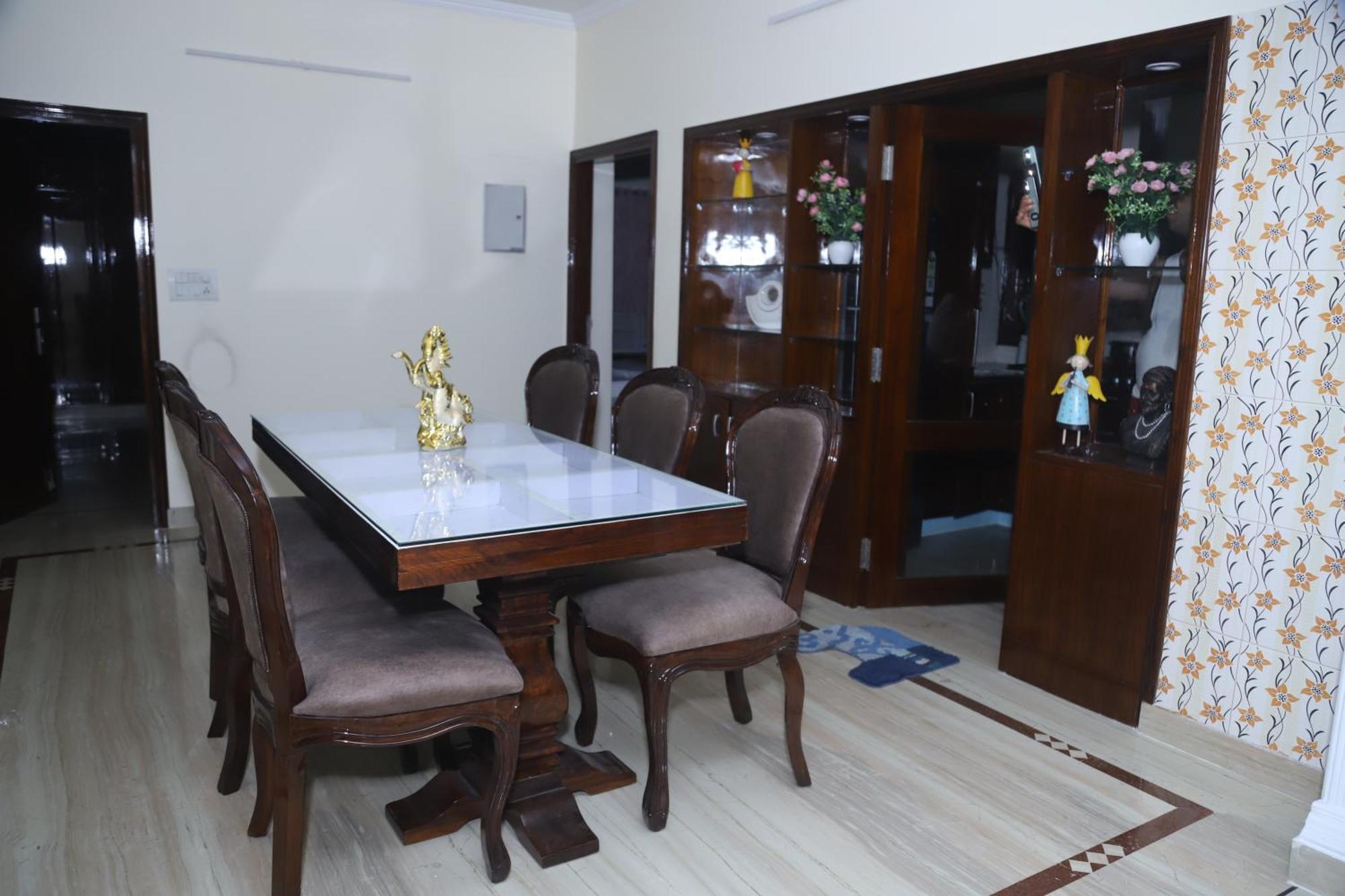 Divine India Service Apartment 3Bhk,B57 Sarita Vihar,Apollo Yeni Delhi Dış mekan fotoğraf